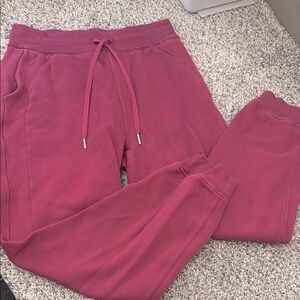 Lululemon Scuba High Rise Joggers Size 6